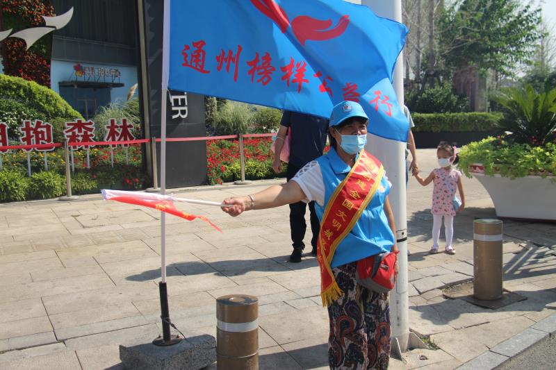 <strong>东北乡村乱伦</strong>